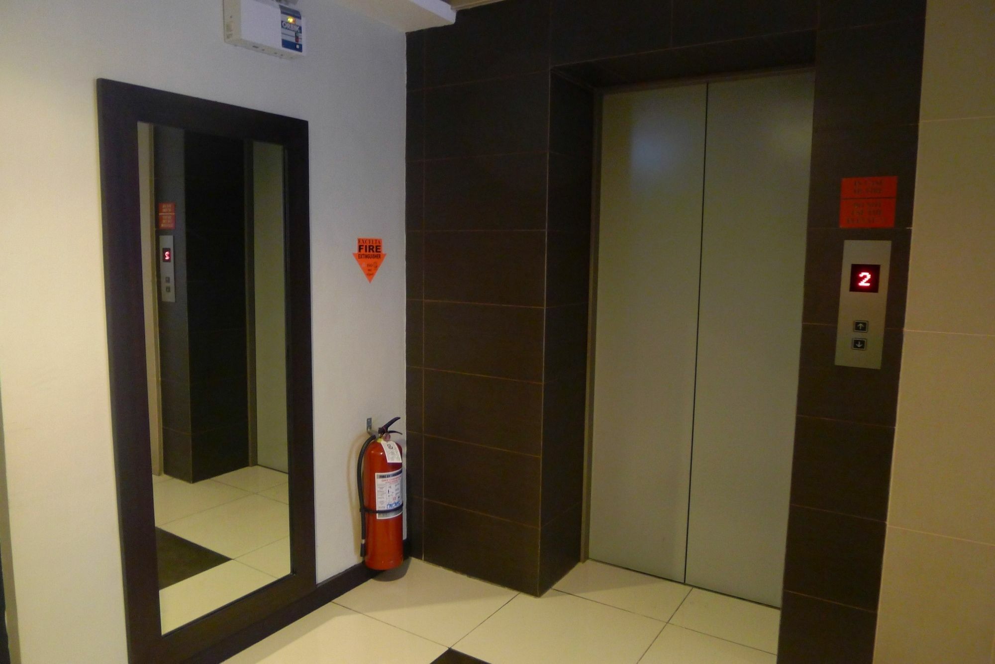 The Studio 18 Residences Manila Dış mekan fotoğraf